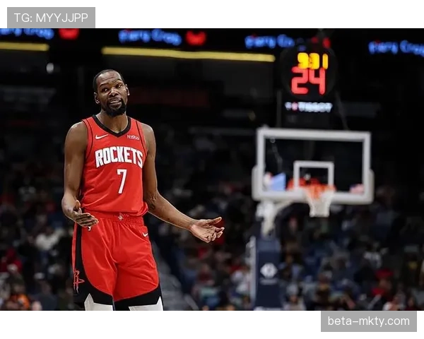 布克与杜兰特得分王直接对决,两大核心外线投射能力成为本月关注焦点 布克与杜兰特得分王直接对决,两大核心外线投射能力成为本月关注焦点